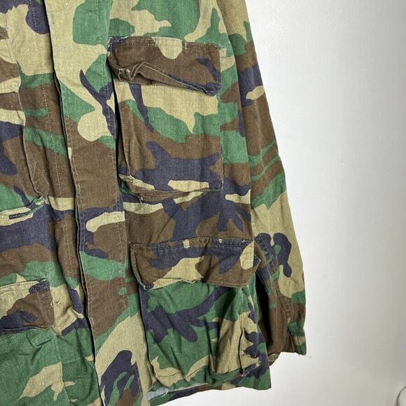 US Army Camouflage Woodland Pattern Field Cold Weather Military Jacket Sz L Men - Picture 4 of 11